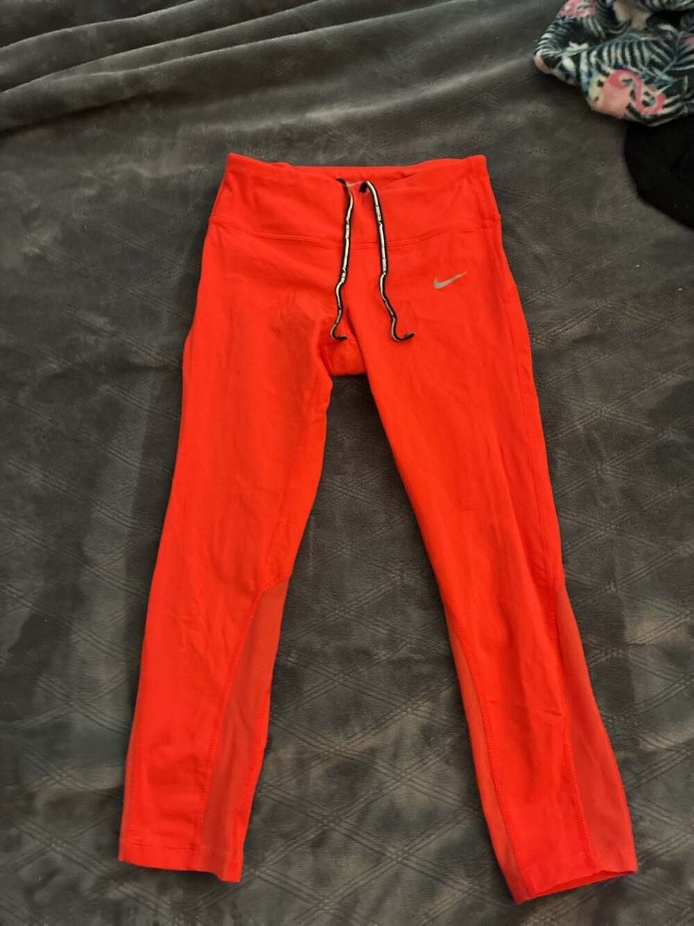 Nike Women's Dri-FIT Running Capri Pants with Zipper Pocket
